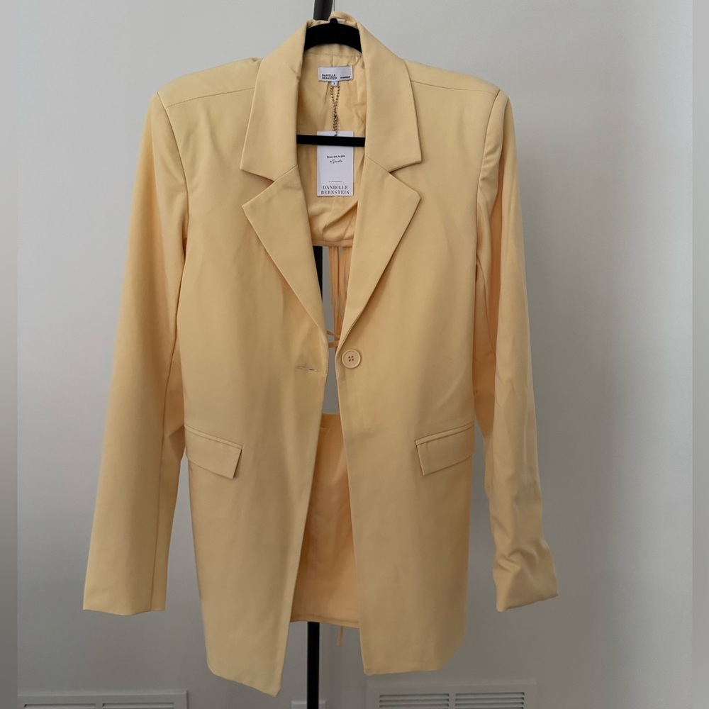 WeWoreWhat Cream Blazer